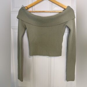 American Eagle Outfitters Green Off-the-Shoulder Sweater